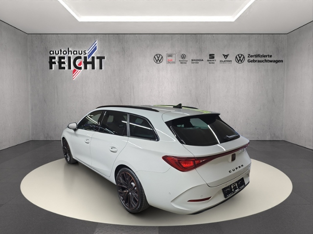 Leon Sportstourer 2.0 TSI LED+FULL LINK+PARKLENK