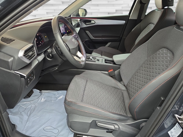 Leon Sportstourer 2.0 TDI FR+4Drive+LED+NAVI+APP