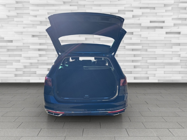 Passat Variant 2.0 TDI Elegance+LED+NAV+PANO+RFK