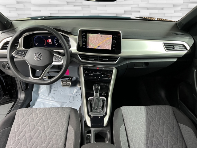 T-Roc 1.5 TSI Move+AHK+LED+RFK+ACC+NAVI+APP-CON.