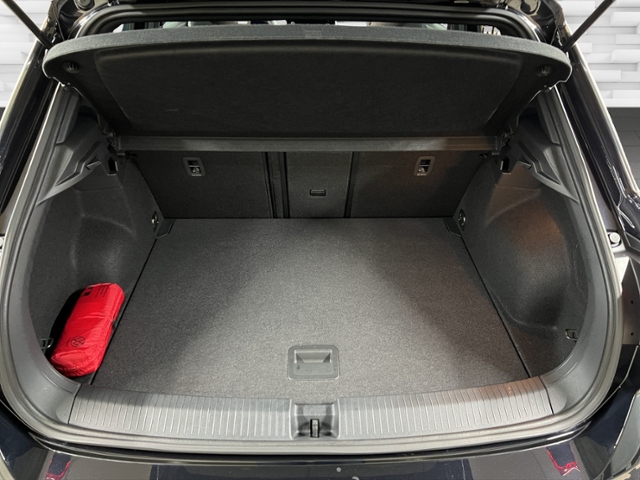 T-Roc 1.5 TSI Move+AHK+LED+RFK+ACC+NAVI+APP-CON.