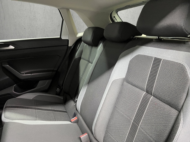 Polo 1.0 TSI Style+MATRIX-LED+NAVI+PANO+PARKLENK