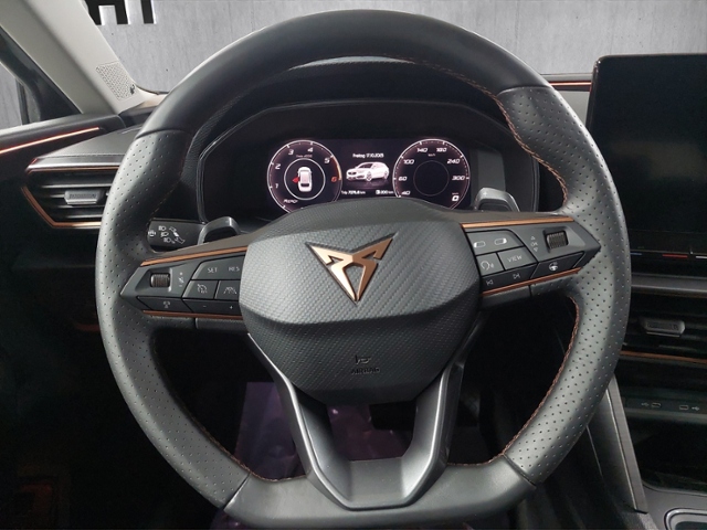 Leon 2.0 TDI LED+NAVI+FULL LINK+PARKLENK+ACC