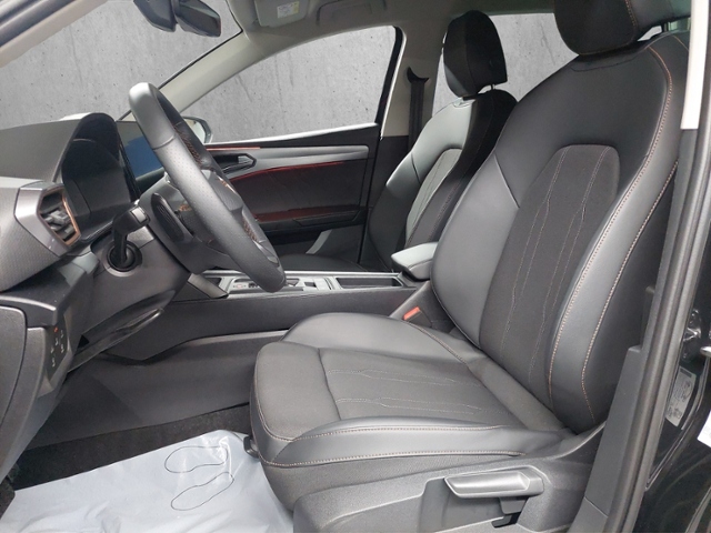 Leon 2.0 TDI LED+NAVI+FULL LINK+PARKLENK+ACC
