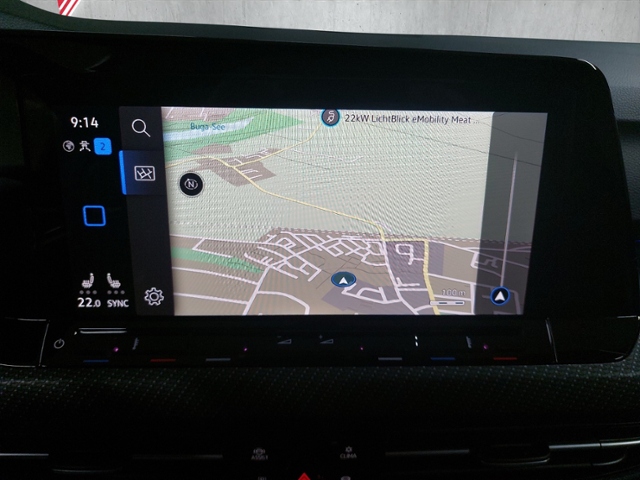 Golf VIII R 2.0 TSI 4Motion+NAVI+RFK+LED+APP-CO.