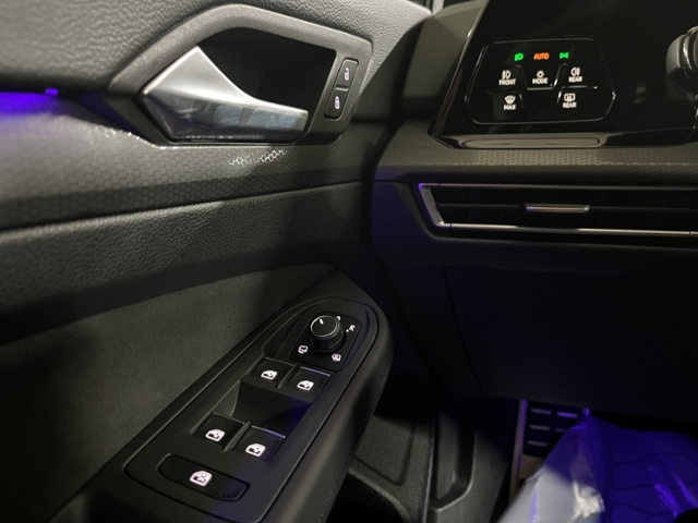 Golf VIII GTD 2.0 TDI IQ.LIGHT+NAVI+RFK+CARPLAY