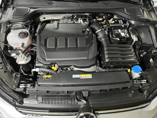 Golf VIII GTD 2.0 TDI IQ.LIGHT+NAVI+RFK+CARPLAY
