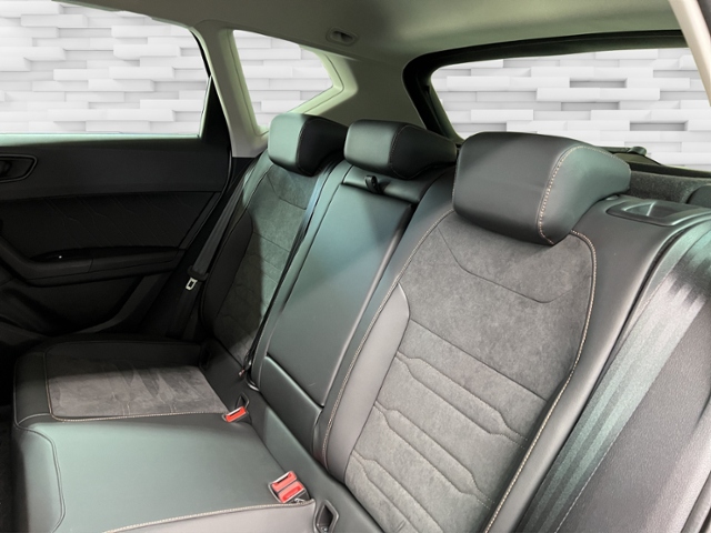 Ateca 2.0 TSI 4Drive+LED+NAVI+AHK+PARKLENK+APP-C