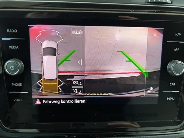 Touran 2.0 TDI Highline+LED+AHK+RFK+7-SITZ+NAVI