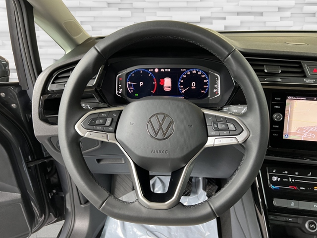 Touran 2.0 TDI Highline+LED+AHK+RFK+7-SITZ+NAVI