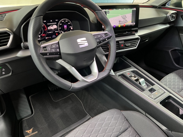 Leon Sportstourer 2.0 TDI FR+4Drive+LED+NAVI+APP