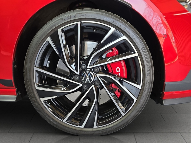 Golf VIII GTI Clubsport 2.0 TSI IQ+H&K+NAVI+RFK