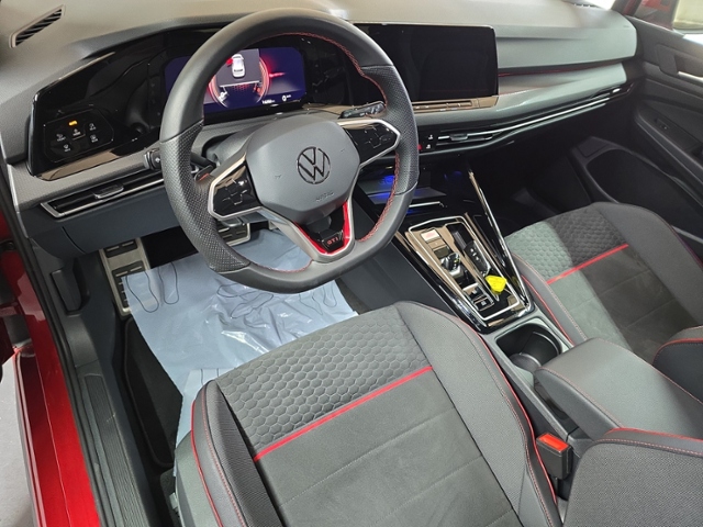 Golf VIII GTI Clubsport 2.0 TSI IQ+H&K+NAVI+RFK