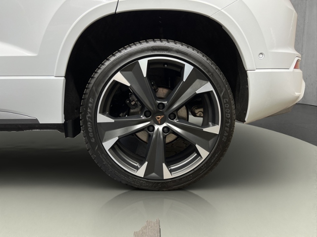 Ateca 1.5 TSI LED+NAVI+AHK+PARKLENK+ACC+KEYLESS