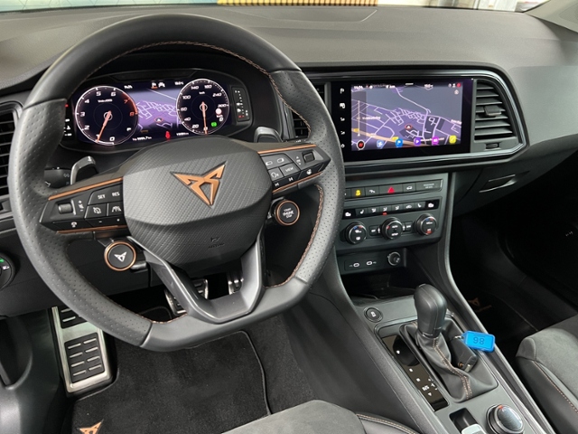 Ateca 1.5 TSI LED+NAVI+AHK+PARKLENK+ACC+KEYLESS