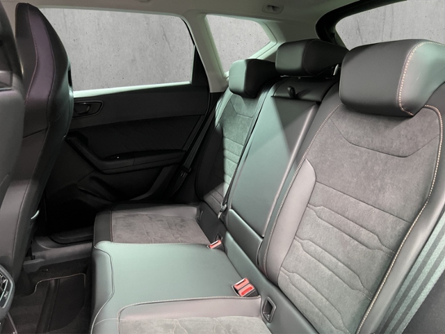 Ateca 1.5 TSI LED+NAVI+AHK+PARKLENK+ACC+KEYLESS