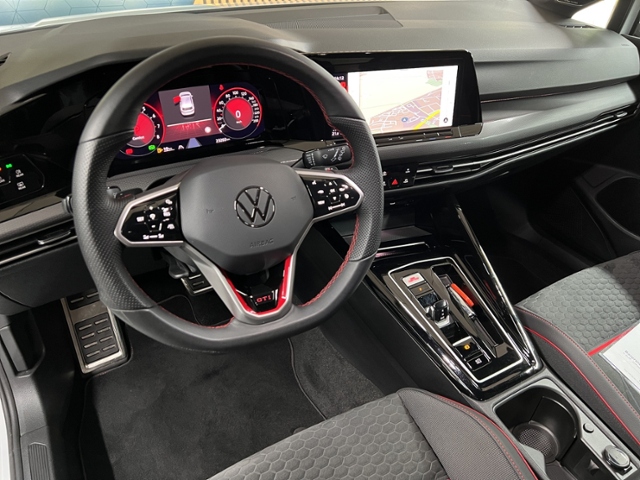 Golf VIII GTI Clubsport 2.0 TSI LED+NAVI+RFK+APP