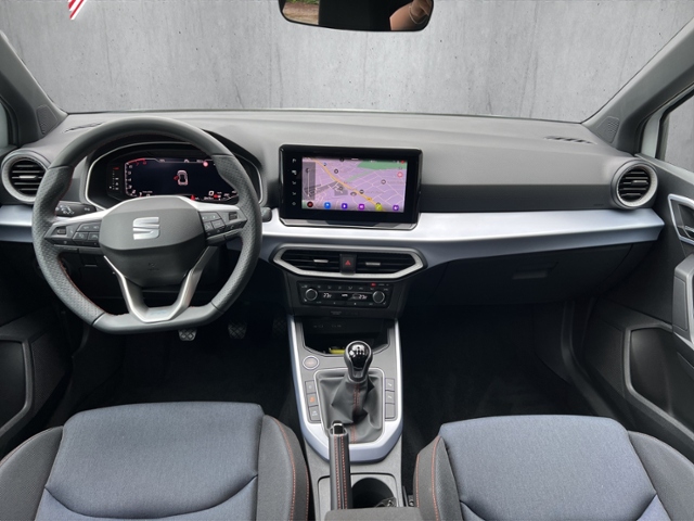 Arona 1.0 TSI FR+LED+NAVI+PARKLENK+ACC+GJR+DAB