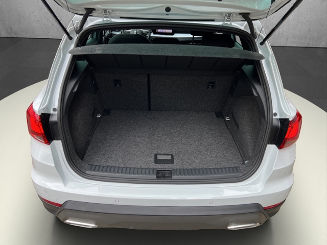 Arona 1.0 TSI FR+LED+NAVI+PARKLENK+ACC+GJR+DAB