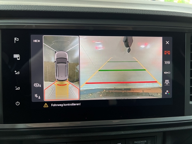 Ateca 2.0 TSI 4Drive+LED+NAVI+AHK+PARKLENK+APP