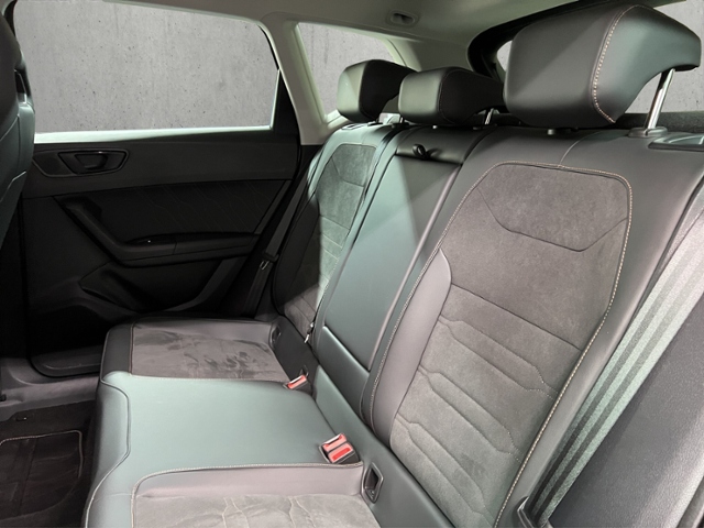 Ateca 2.0 TSI 4Drive+LED+NAVI+AHK+PARKLENK+APP