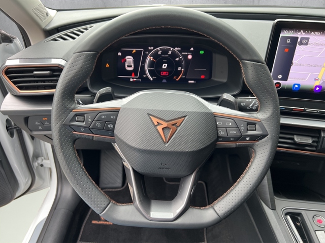 Leon 2.0 TDI LED+NAVI+FULL LINK+PARKLENK+ACC