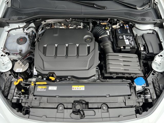 Leon 2.0 TDI LED+NAVI+FULL LINK+PARKLENK+ACC