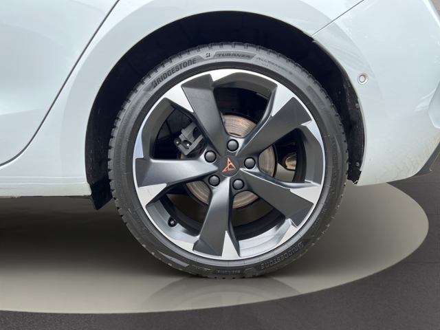 Leon 2.0 TDI LED+NAVI+FULL LINK+PARKLENK+ACC