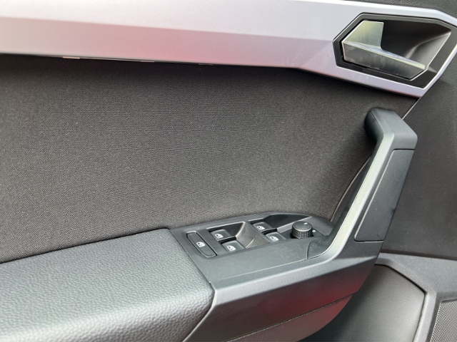 Arona 1.0 TSI FR+LED+NAVI+PARKLENK+APP+ACC+GJR
