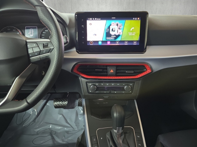 Arona 1.5 TSI FR+LED+NAVI+PARKLENK+ACC+DAB+RFK