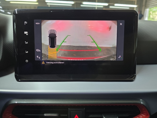 Arona 1.5 TSI FR+LED+NAVI+PARKLENK+ACC+DAB+RFK