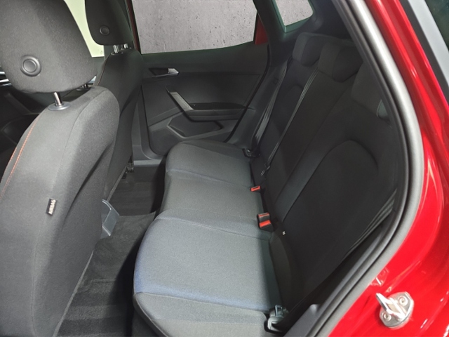 Arona 1.5 TSI FR+LED+NAVI+PARKLENK+ACC+DAB+RFK