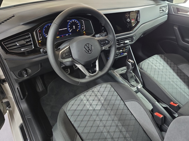 Polo R-Line 1,0 l TSI  70 kW (95 PS) DSG