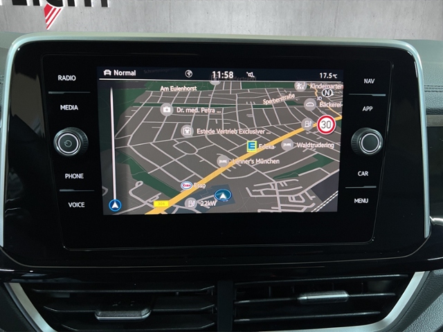 T-Roc R-Line 1.5 l TSI  110 kW (150 PS) DSG