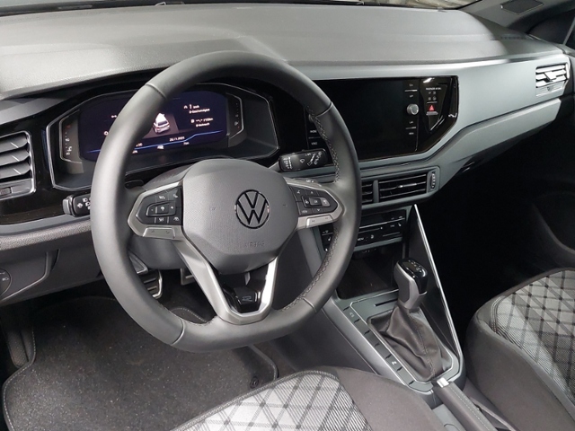 Polo R-Line 1,0 l TSI OPF 70 kW (95 PS) DSG
