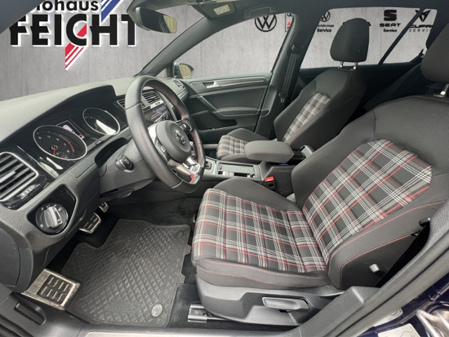 Golf VII GTI 2.0 TSI LED+NAVI+AHK+APP-CONN.+ACC