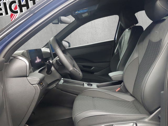 T-Roc R-Line 1.5 l eTSI OPF 110 kW (150 PS) DSG