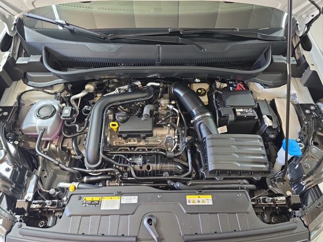 T-Cross R-Line 1.0 l TSI  85 kW (116 PS) DSG