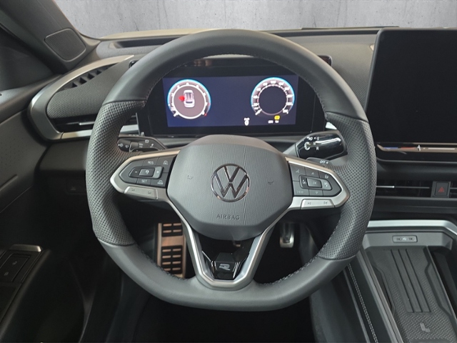 T-Roc R-Line 1.5 l eTSI 110 kW (150 PS) DSG