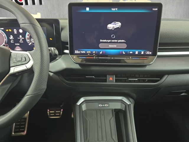 T-Roc R-Line 1.5 l eTSI 110 kW (150 PS) DSG
