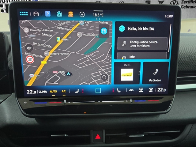 T-Roc R-Line 1.5 l eTSI 110 kW (150 PS) DSG