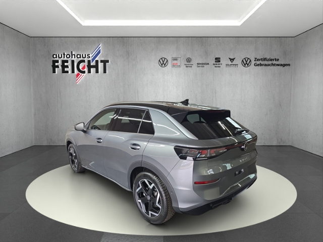 T-Roc R-Line 1.5 l eTSI 110 kW (150 PS) DSG