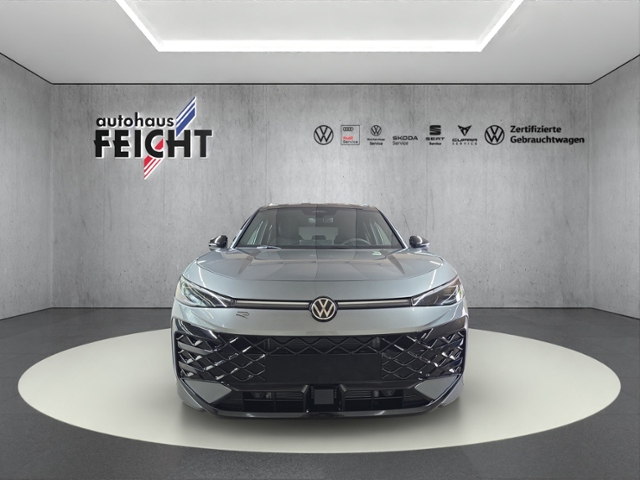 T-Roc R-Line 1.5 l eTSI 110 kW (150 PS) DSG