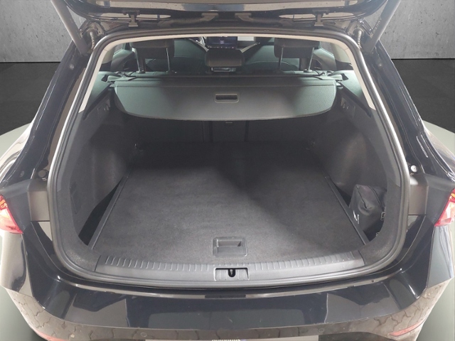 Leon 2.0 TDI LED+NAVI+FULL LINK+PARKLENK+ACC