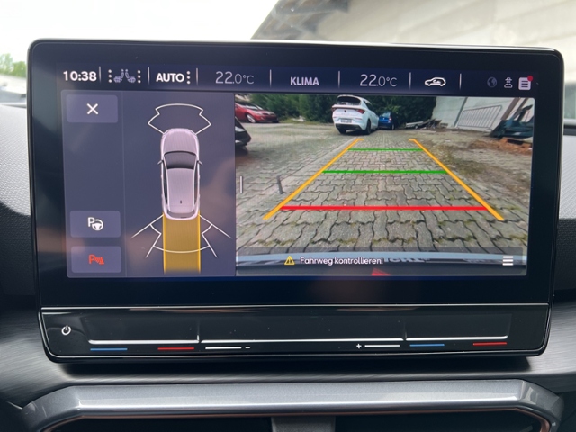 Leon 2.0 TDI LED+NAVI+AHK+FULL LINK+PARKLENK+ACC