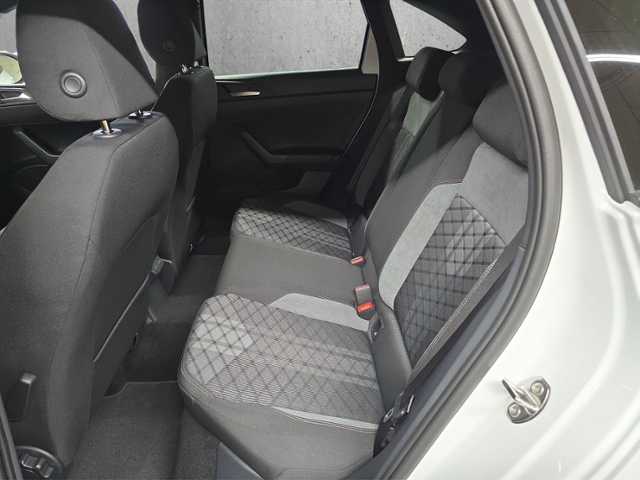 Taigo 1.0 l TSI R-Line+LED-MATRIX+NAVI+AHK+RFK