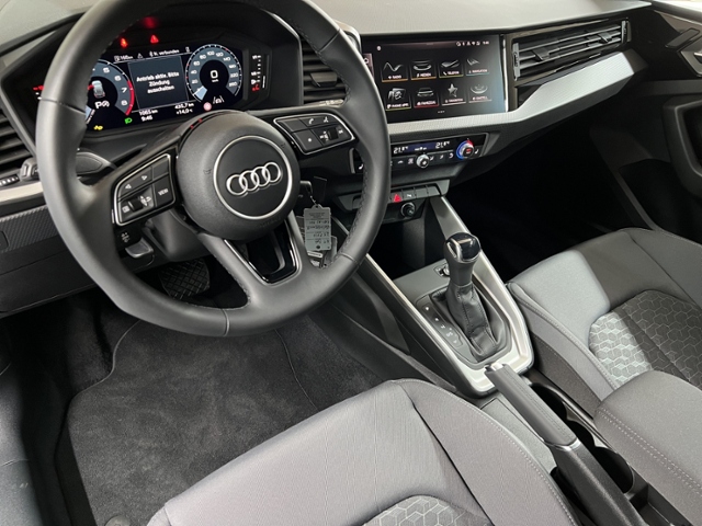 A1 Sportback 25 1.0 TFSI advanced+PDC+DAB+SITZH.
