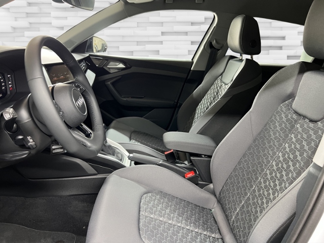A1 Sportback 25 1.0 TFSI advanced+PDC+DAB+SITZH.