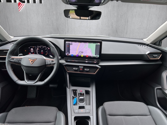 Leon 2.0 TDI LED+NAVI+AHK+FULL LINK+PARKLENK+ACC