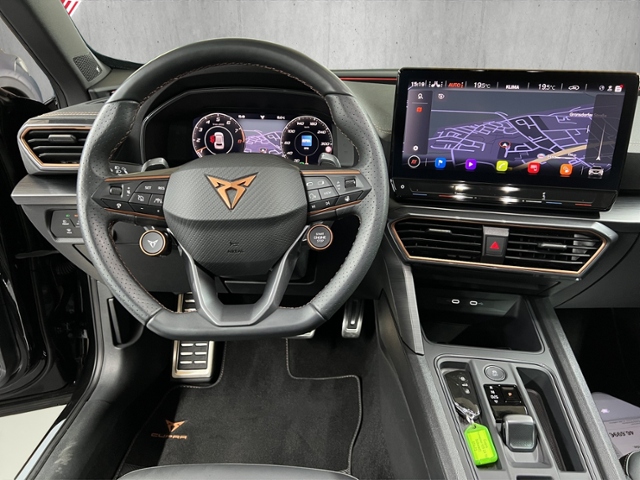 Formentor VZ5 2.5 TSI 4Drive+PANO+LED+MIRROR-LI